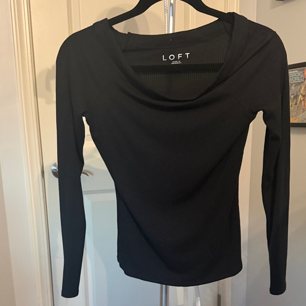 LOFT Women's Black Long Sleeve Top